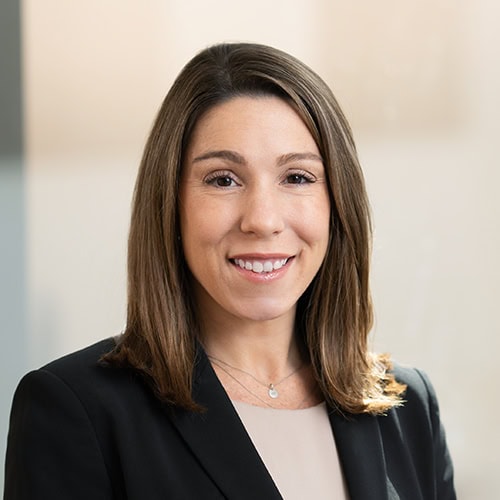 Headshot of Emily Fernandez.