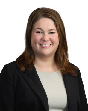 Headshot of Jillian Dinehart.