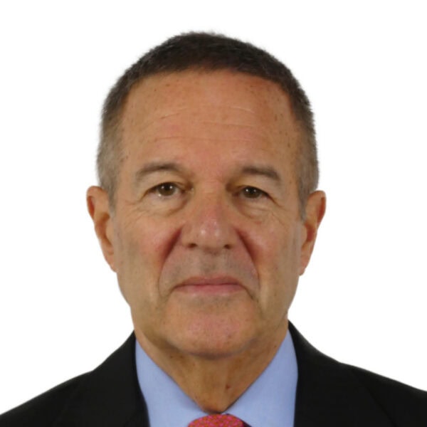 Headshot of Mark Bunim.