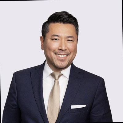 Headshot of Peter J Woo