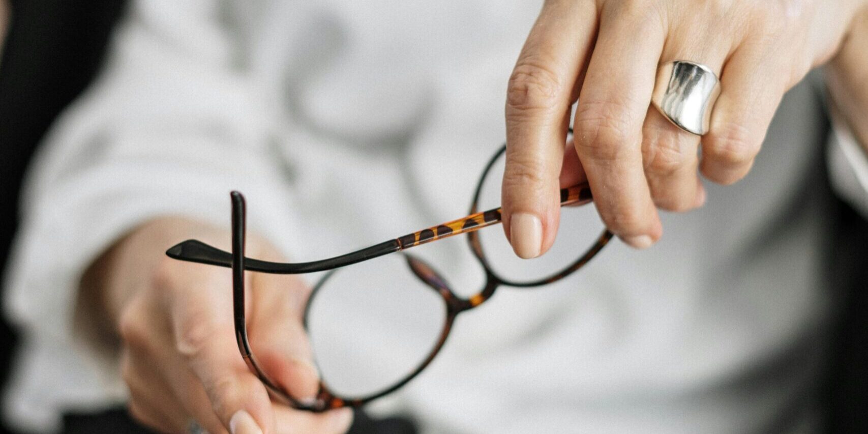 pexels-cottonbro-4098340