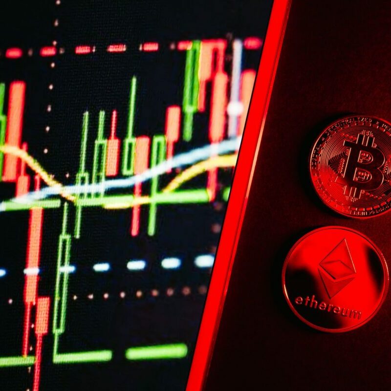 light dark laptop technology