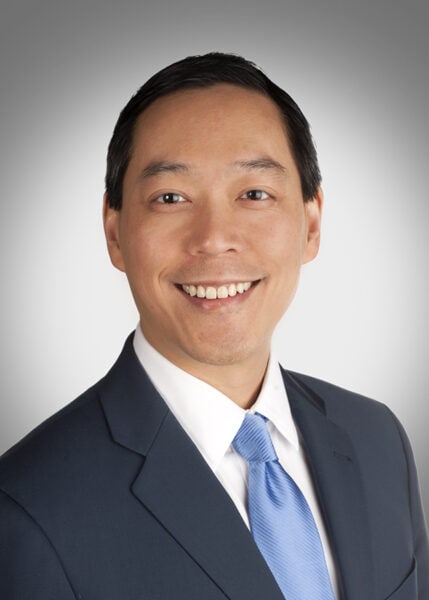 Headshot of Theo Cheng.