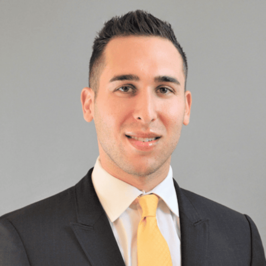 Headshot of Zachary Auslander.