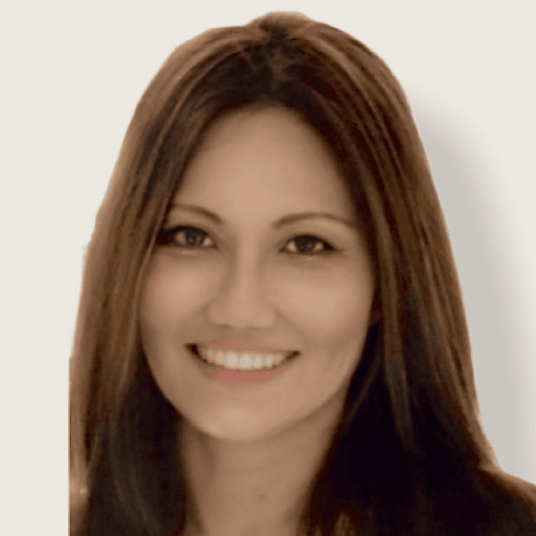 Headshot of Caroline Lee