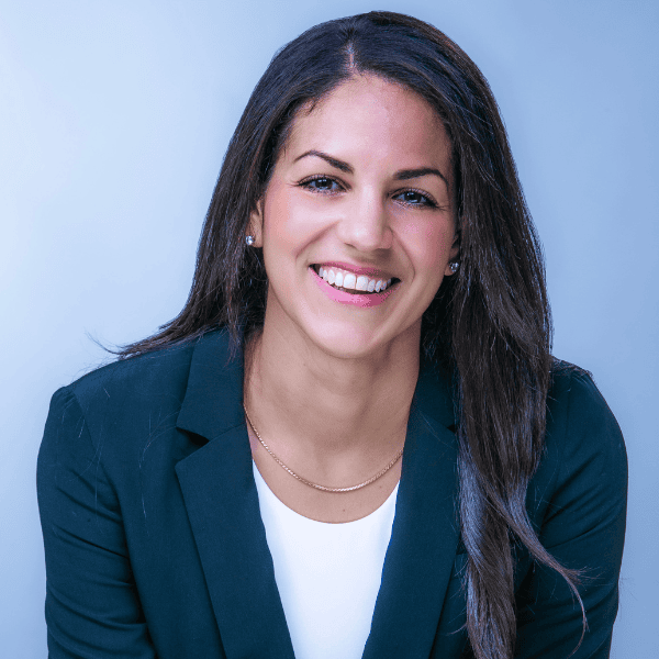 Danielle Fournier headshot