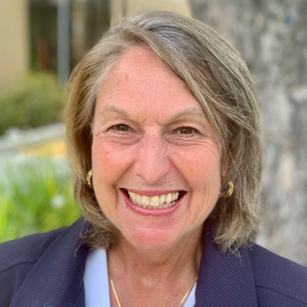 Elaine M. Ziemba_headshot