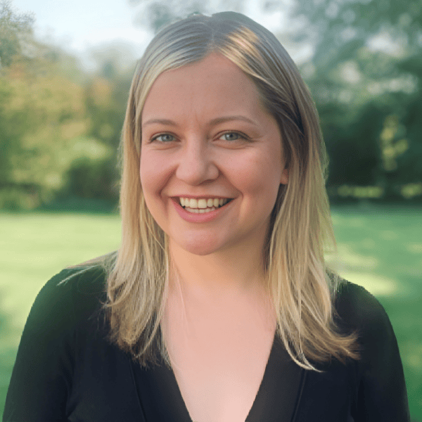 Headshot of Joanna McNulty