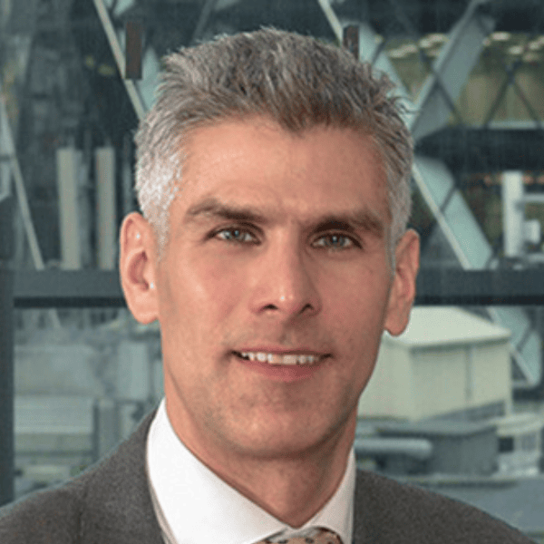 Headshot of Paul Lowe