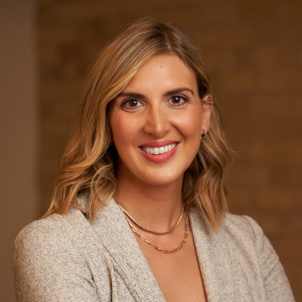 headshot of Raina Borrelli