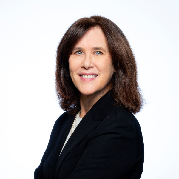 Headshot of Tracey Vispoli