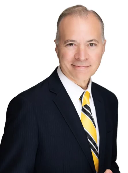 Headshot of Guillermo Christensen